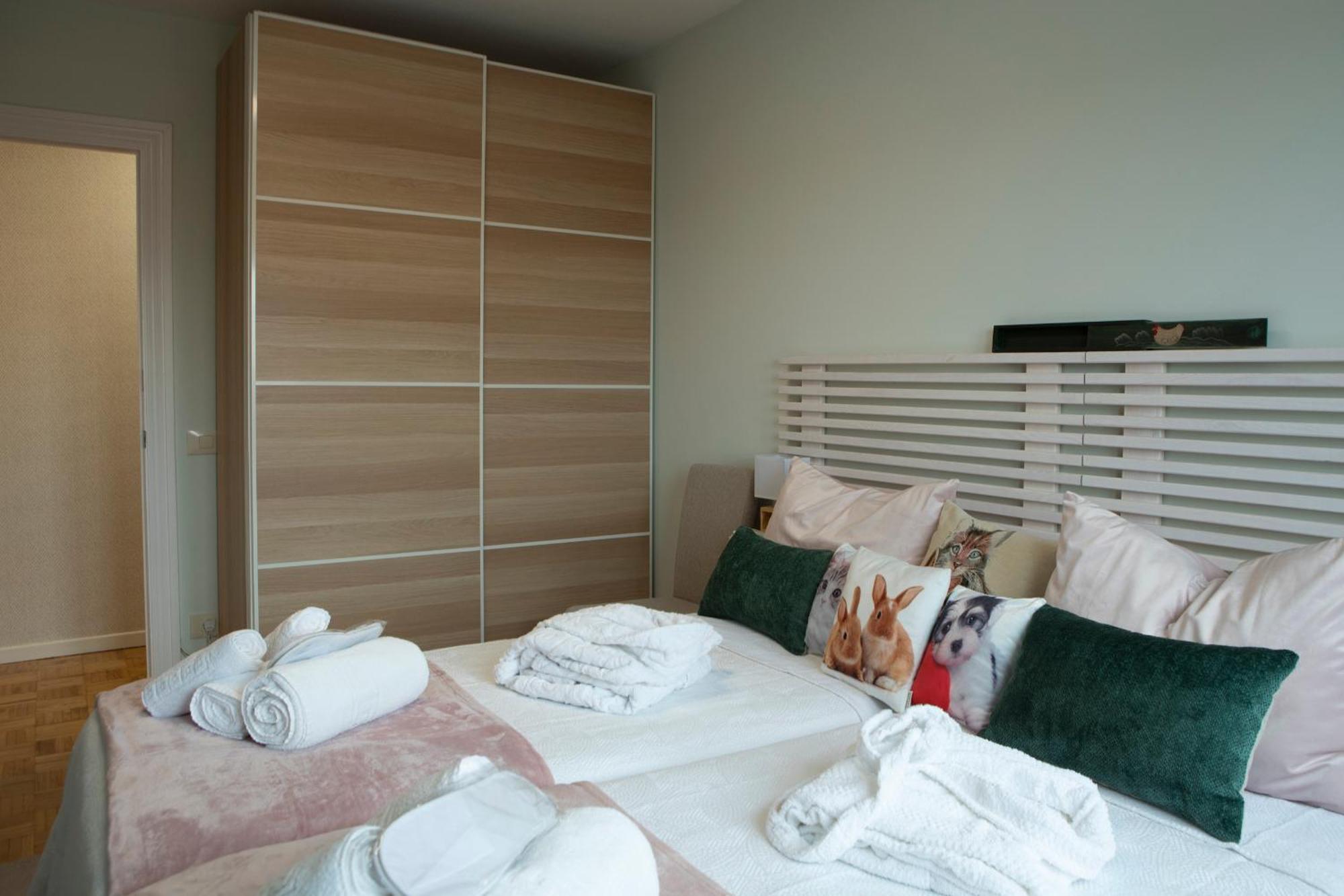 Apartment La Veiguela De I, Con Plaza De Garaje Incluido